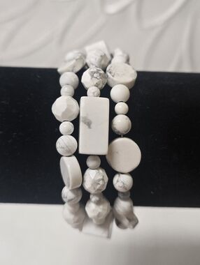 "Blanca" Handcrafted Magnesite Beaded Wrap Bracelet 16